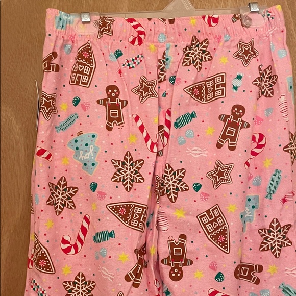 Gingerbread and Candy Cane Women’s Pajama Pants - Pink - Picture 4 of 9